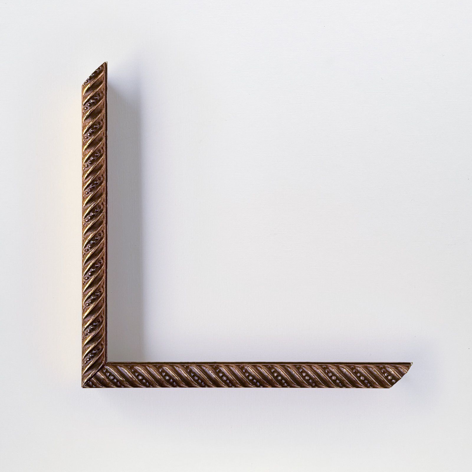 Larson-Juhl Baroque Gold